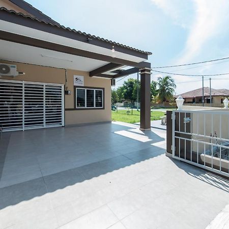 Zai Ham Homestay Pusing Exterior foto